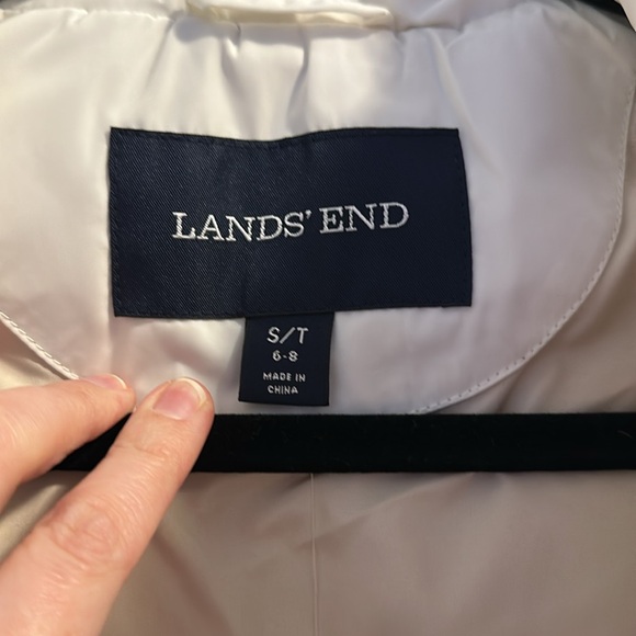 NWT Lands End Women’s Down Vest - Picture 6 of 6